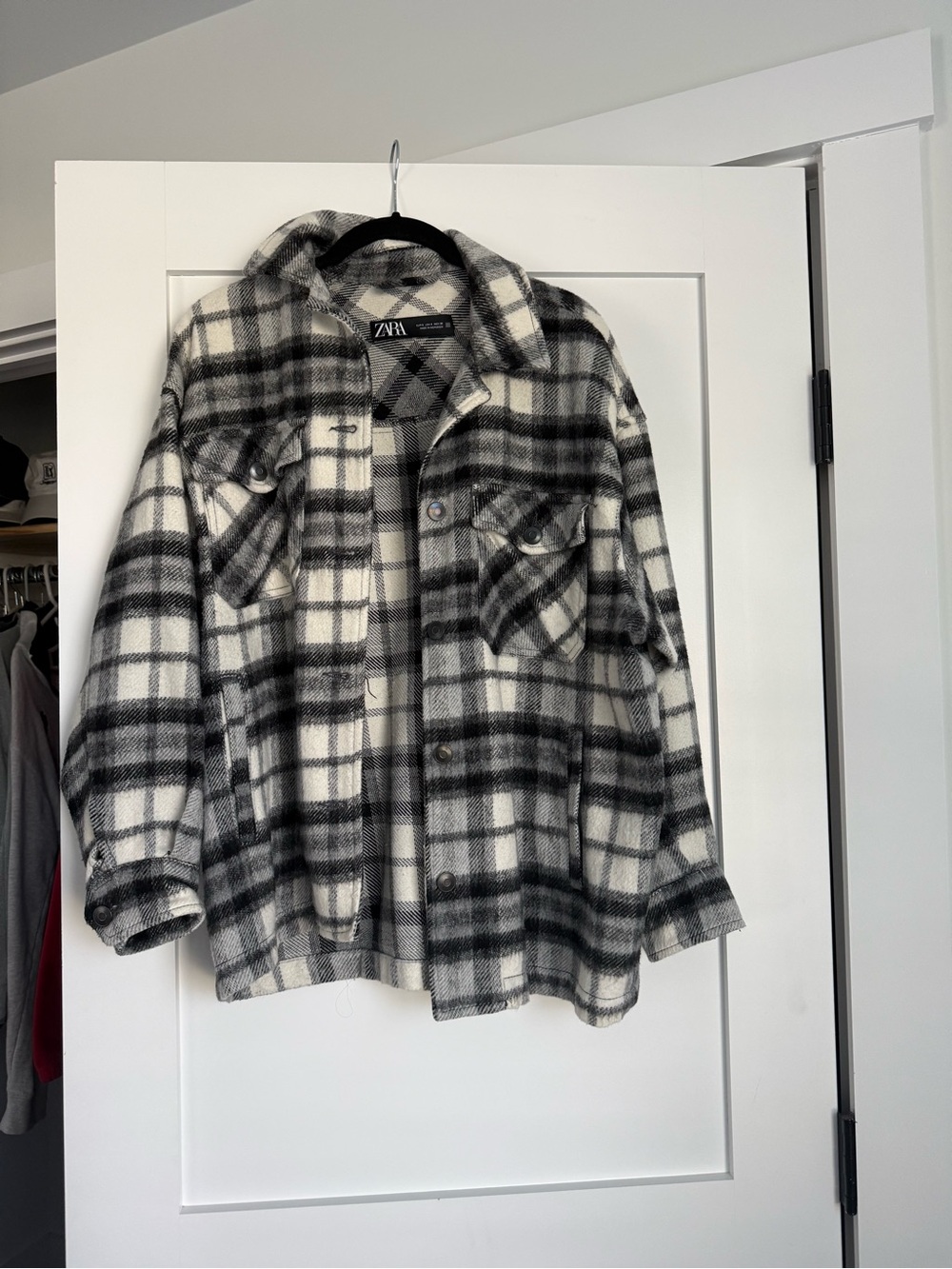 Zara Black & White Plaid Lightweight Shacket